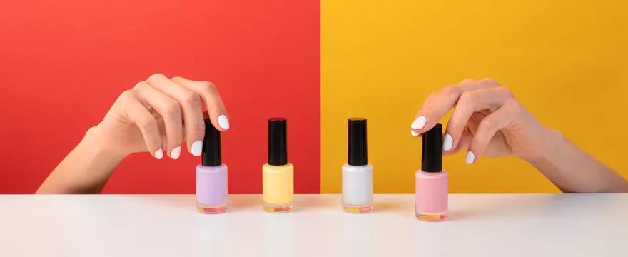 Zakazany składnik w hybrydzie — sprawdź nim zrobisz sobie paznokcie