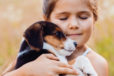 PSYCHOLOG: Jak rozwijają się emocje u dzieci?