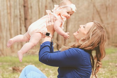 100 bezpłatnych konsultacji z położną! Karmimy piersią - WIELKA AKCJA Lansinoh i Familie