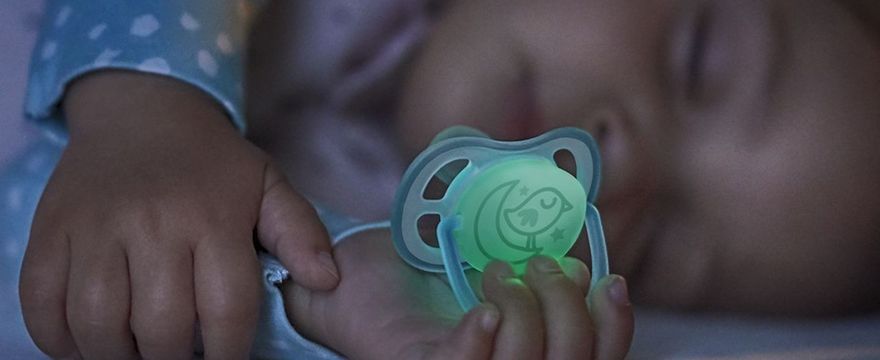 Nowe smoczki Philips Avent przepuszczające powietrze jeszcze bardziej przyjazne dla wrażliwej skóry dziecka