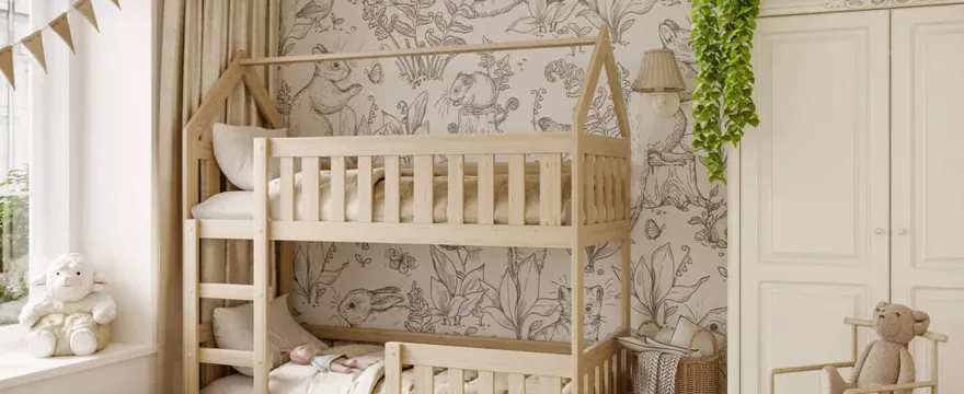 Łóżko piętrowe dla dzieci – czy to dobre rozwiązanie do pokoju rodzeństwa?