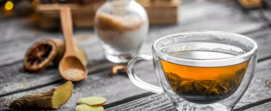 Zioła wspierające równowagę hormonalną kobiet