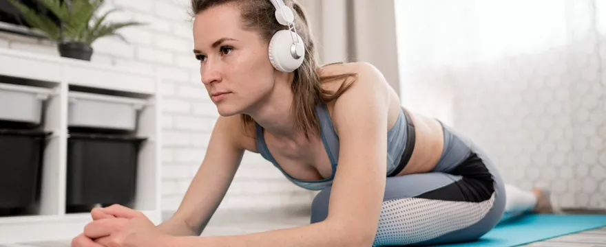 Ćwiczenia dla kobiet po 40 – jak zachować jędrne ciało i dobrą kondycję?